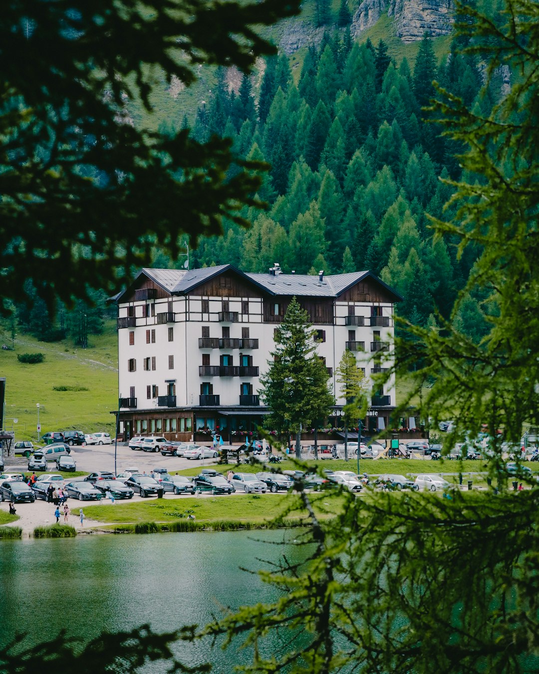 Alpine Executive Suite
